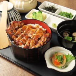 鰻魚飯（普通）