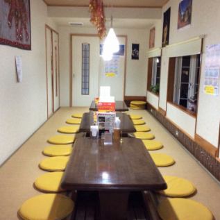 It is a digging private room that can accommodate up to 25 people.It is easy to extend your legs ♪ For company banquets, girls 'associations and moms' meetings ◎