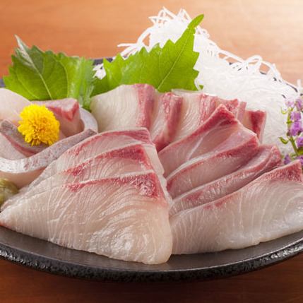 Kanpachi sashimi