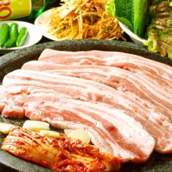 Samgyeopsal course 3000 yen (tax included)