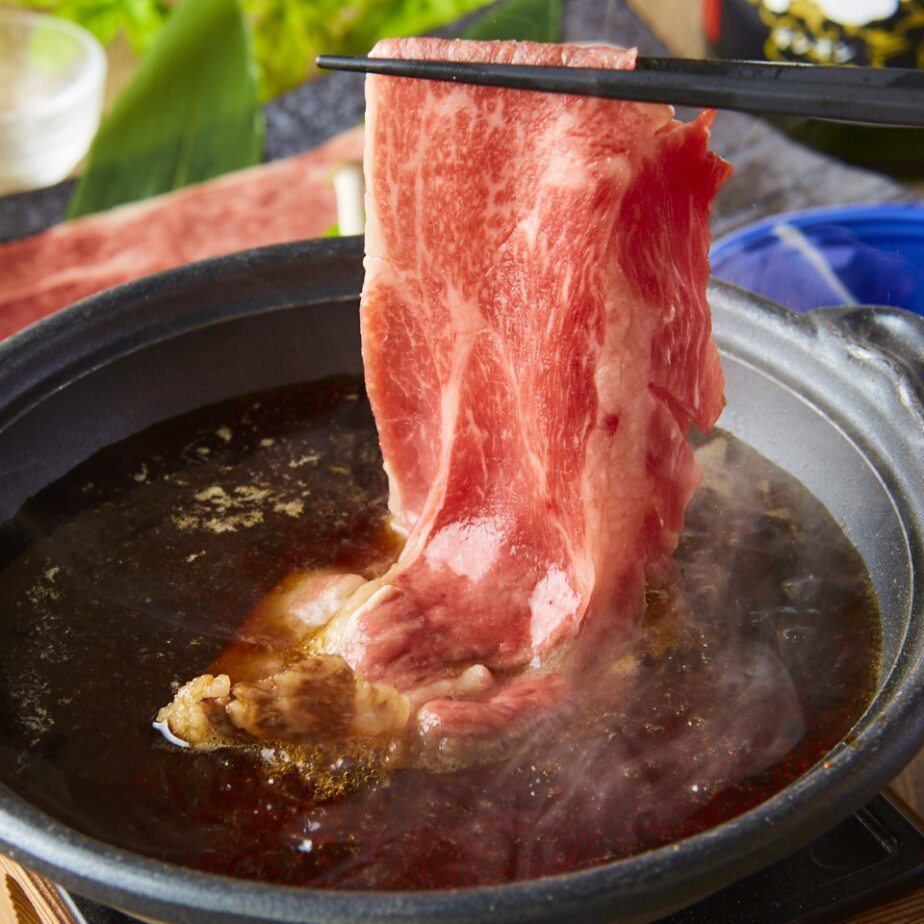 Enjoy our specialty dishes such as grilled wagyu beef shabu and cherry meat♪
