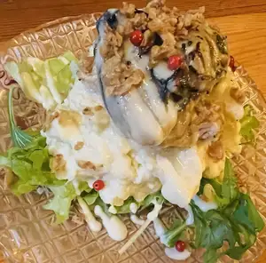 牡蠣のオイル煮とツナマヨのポテサラ