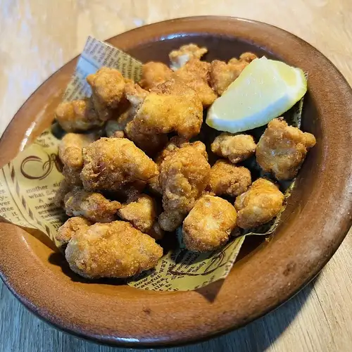 炸鸡配鸡油膏