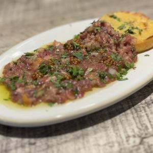馬肉のタルタルステーキ