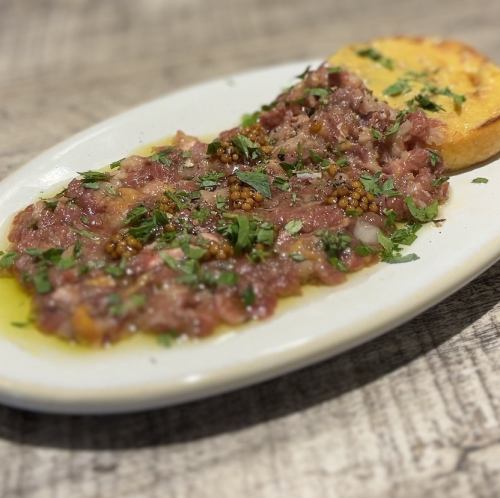 馬肉のタルタルステーキ