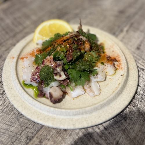 水タコとパクチーの冷製マリネ