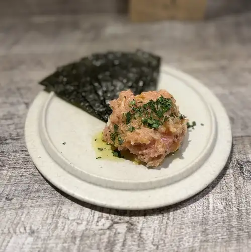 鮪のネギトロユッケ