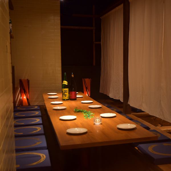 JR姫路駅より約1分!最大30名様程度まで入れる掘りごたつの宴会場♪和を基調とした落ち着いた雰囲気の大人空間はあらゆるシーンで…◎お昼の宴会も大歓迎です♪昼宴会・ランチ・ママ会に…♪お気軽にご連絡下さい♪お子様連れも大歓迎♪宴会・飲み会・歓送迎会に…♪※画像はイメージです