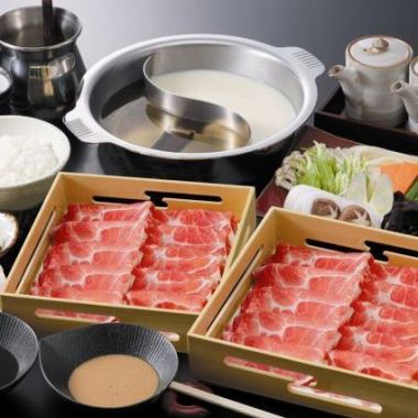 種類豊富な美山のしゃぶしゃぶ（すき焼き）食べ放題コース