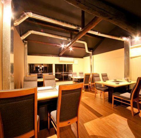 [2nd floor] * Smoking table seats are available.The floor can be reserved for 10 to 20 people!