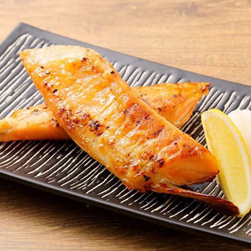 Grilled salmon harass