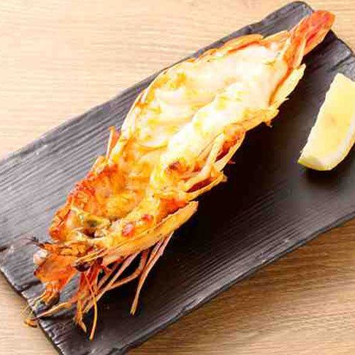 Salt-grilled large shrimp with head (1 piece)