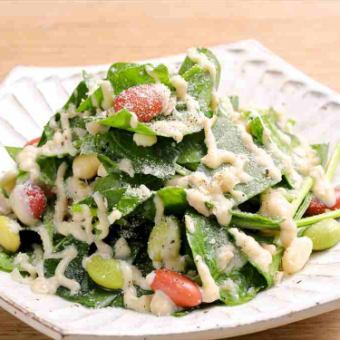 Spinach and mixed bean salad