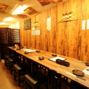 ≪2Fテーブル≫パーテーションも完備◎広々空間でお食事を楽しめます。