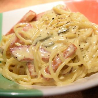 焼き味噌の豆乳カルボナーラ