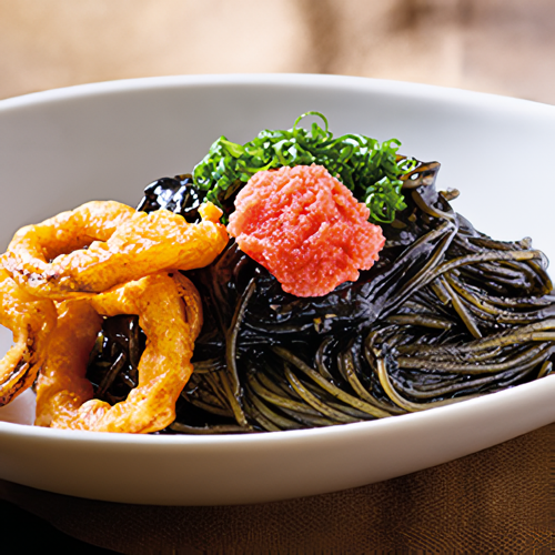 イカスミと博多明太子/エビとベーコンのジェノベーゼ/牛肉月見明太とろろ　各