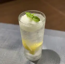 こだわりのレモンシャーベットサワー