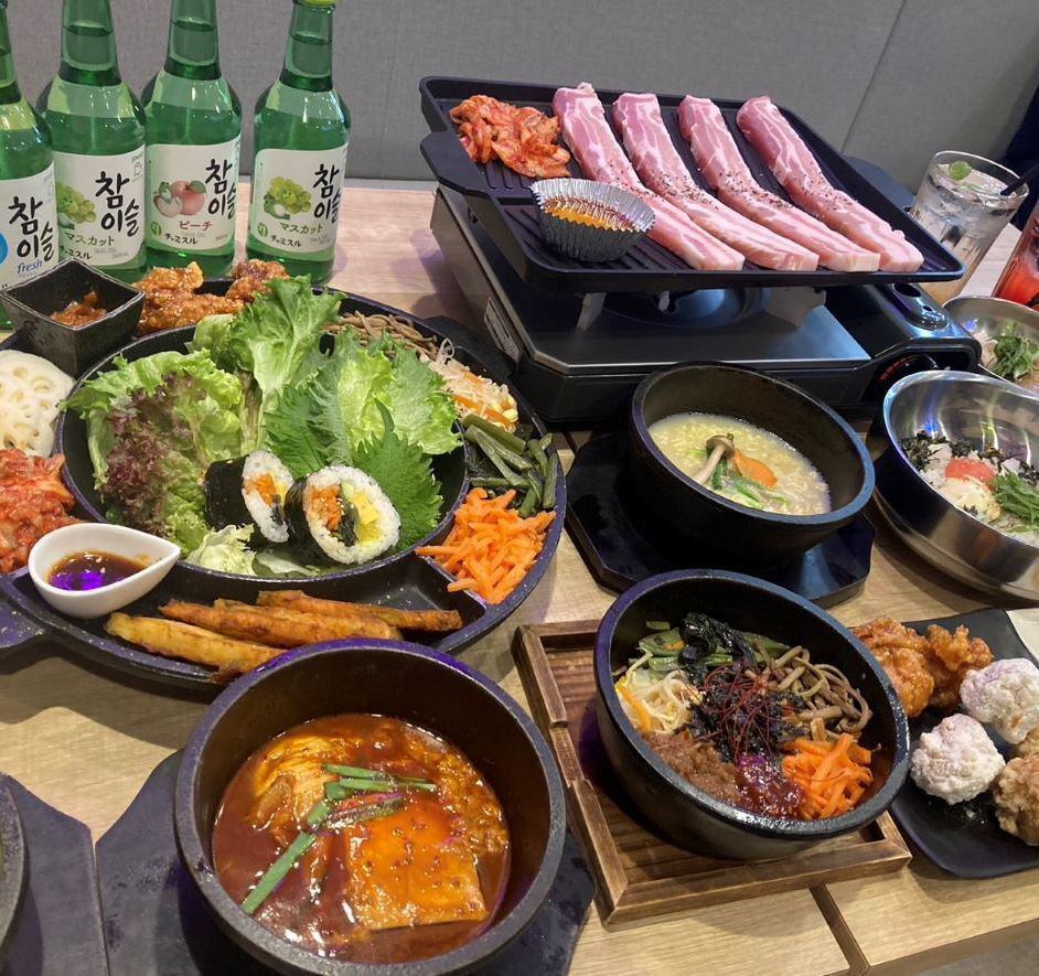 All-you-can-eat popular Korean staples! Cute drinks and kids' menus available too!