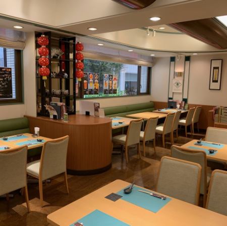 [1F] Recommended for small group banquets and meals after work.