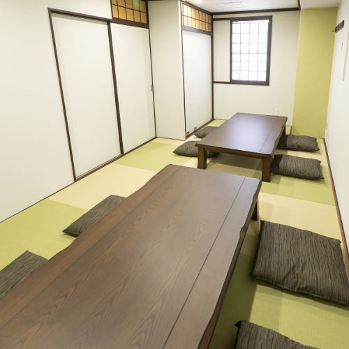 落ち着いた雰囲気の店内