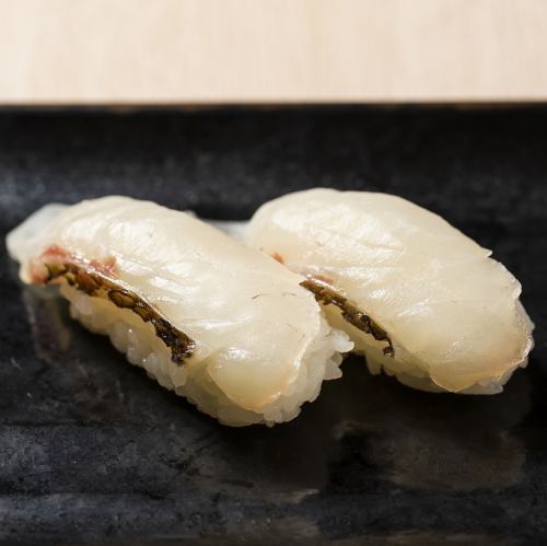 櫻花鯛魚握壽司