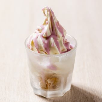 파리 파리 딸기 소프트 아이스크림