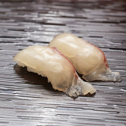 桜鯛のにぎり／桜鯛の海老塩にぎり