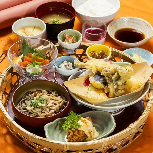ランチタイムの至福の贅沢♪