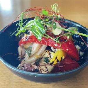ヤリイカと夏野菜のマリネ
