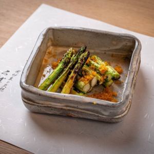 アスパラガス からすみ掛け