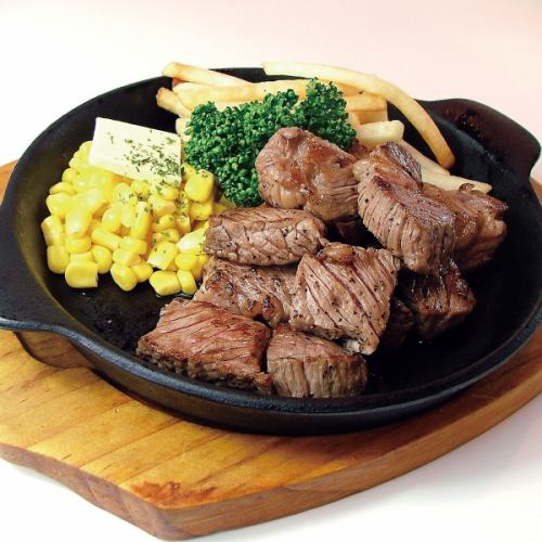 Diced steak teppanyaki