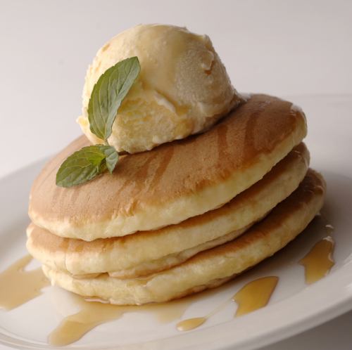 Fluffy and creamy pancakes