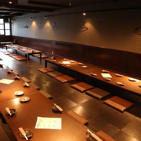 A private tatami room that can accommodate up to 15 people up to 50 people is recommended for group banquets ◎Since it is a tatami room, you can relax and relax ♪ Enjoy a lively banquet with a sense of unity ..
