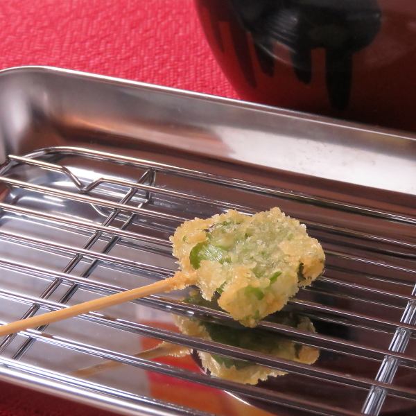 【新鮮直送！】≪大きいサイズのアスパラガス串≫は蒲郡の農家から仕入れた新鮮なアスパラ使用 150円(税込)