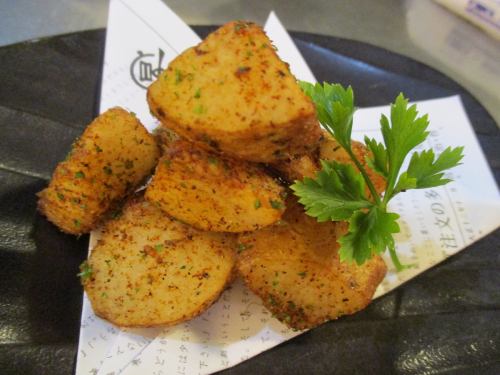 Deep-fried yam with Japanese pepper