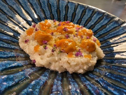 Additive-free raw sea urchin and blue cheese risotto