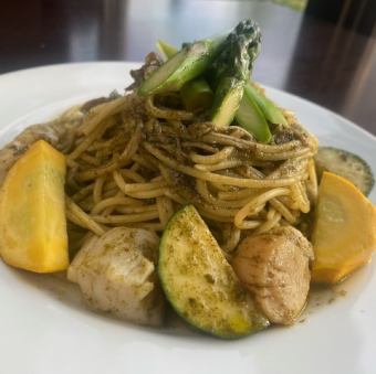 帆立のジェノバソース生パスタ