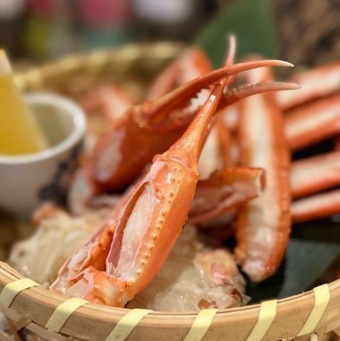 【紅ズワイ蟹を堪能】豪華なお造り”七種盛り”と和牛ステーキを味わう「プレミアムコース」 9000円(税込)