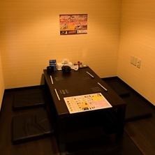 20名以上の大人数での宴会にも対応可能な広々としたお店です。