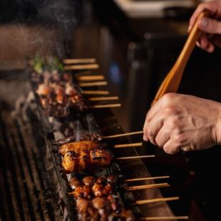 コレ一択！生ビール付き♪【2時間飲み放題付】秋の贅沢！焼き鳥食べ放題コース25 品2700円