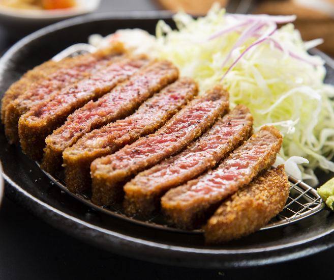 量・質ともに文句なしの勝升！昼は定食・夜は一品料理とお酒で乾杯…♪