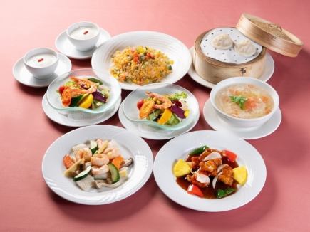 【午餐套餐】☆四季春:小籠包、黑醋咕咾肉、炒飯等7道菜3520日元