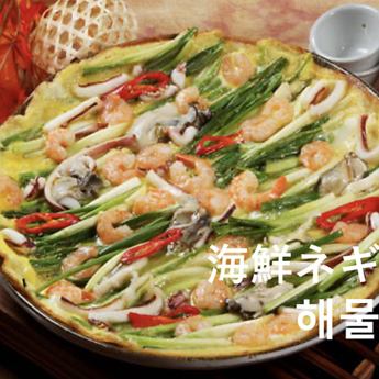 Seafood green onion pancake