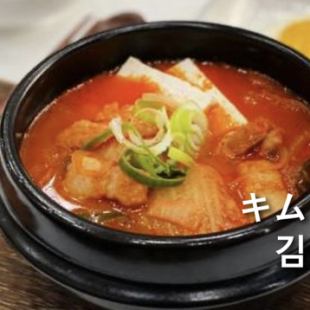 Kimchi Chigae