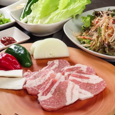 [Enjoy the taste of Korea!] Samgyeopsal course (8 dishes)