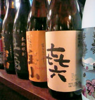 Excellent compatibility with yakiton and kushiyaki! Authentic shochu ☆ potatoes, wheat, various types are available!