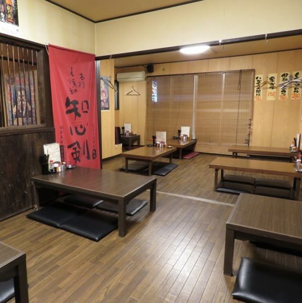 There is also a tatami room that can be used by up to 12 people.Please use it for banquets, birthdays, and various occasions ♪ Enjoy the popular course of deficit preparedness, the proud yakiton, skewered dishes, and single dishes to your satisfaction.