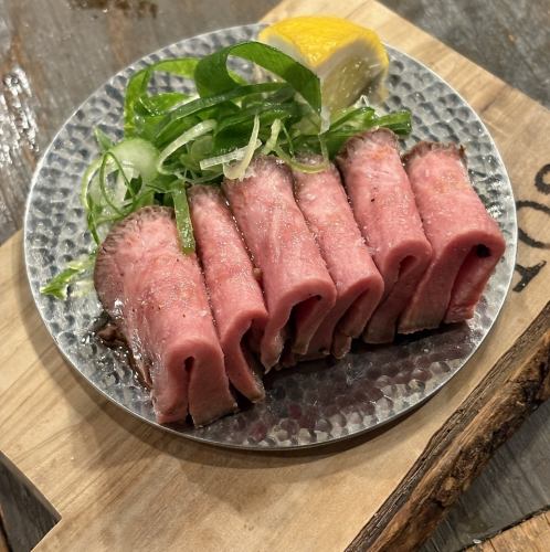 道産 牛タン低温調理刺し 葱レモン