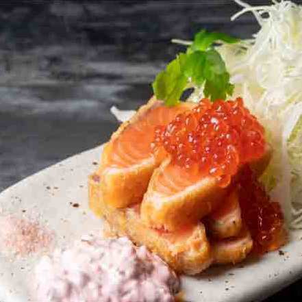 名物！トロサーモンレアカツ　しば漬けタルタル　いくら