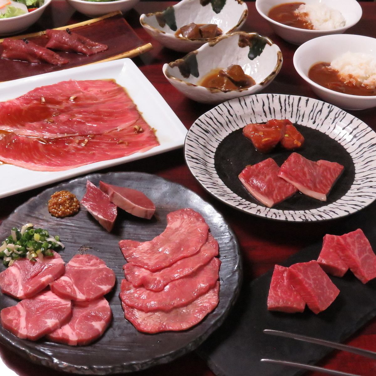 にくがとう＜ありがとう＞の気持ちで、上質なお肉とサービスでおもてなしします！